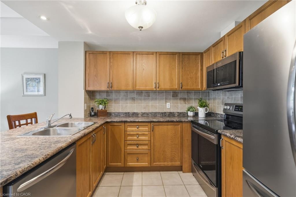 202-59 Critzia Drive, Hamilton, ON, L0R 1W0 - 9