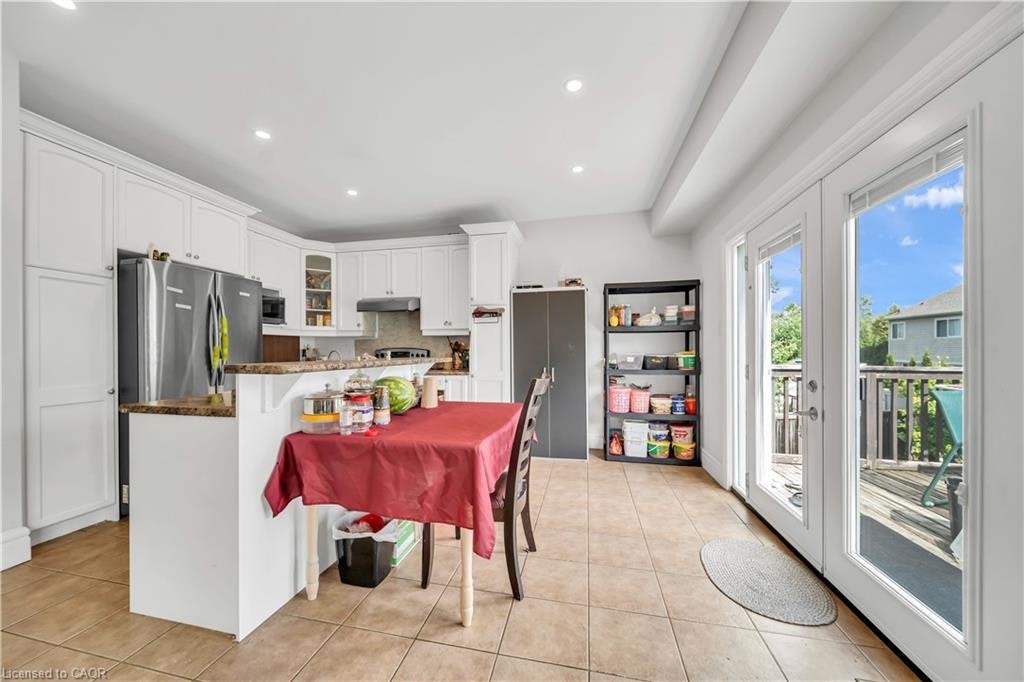Upper-22 Grasswood Street, Kitchener, ON, N2A 4L2 - 19