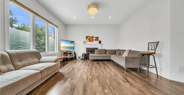 Upper-22 Grasswood Street, Kitchener, ON, N2A 4L2 - 12