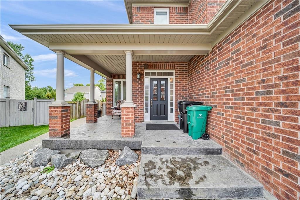 Upper-22 Grasswood Street, Kitchener, ON, N2A 4L2 - 2