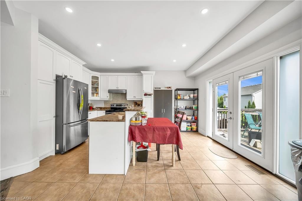 Upper-22 Grasswood Street, Kitchener, ON, N2A 4L2 - 18