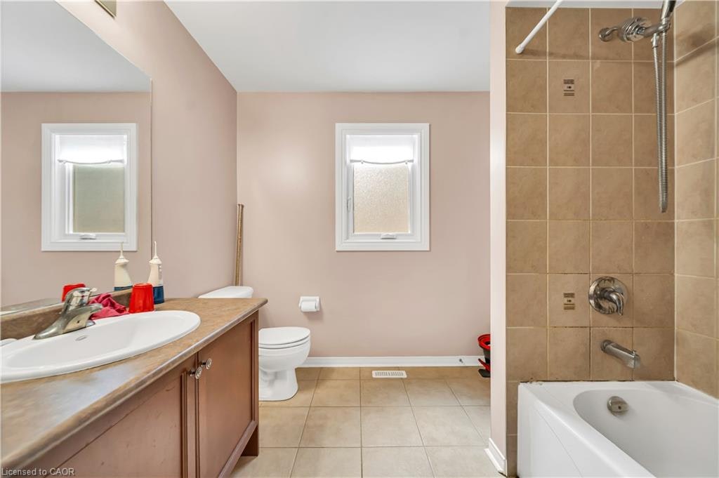 Upper-22 Grasswood Street, Kitchener, ON, N2A 4L2 - 29