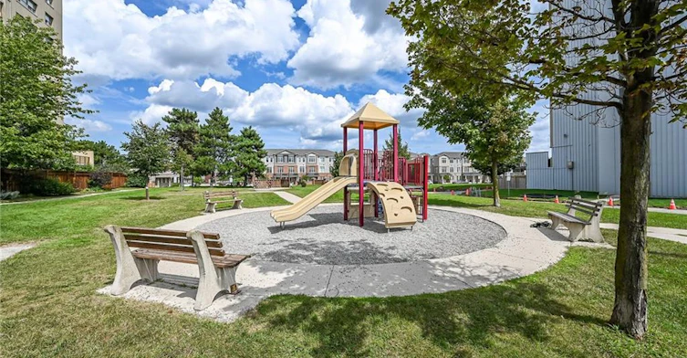 307-15 Albright Road, Hamilton, ON, L8K 5J2 - 43