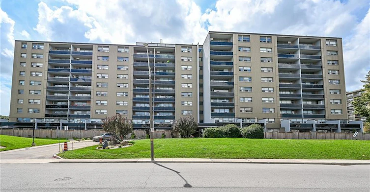 307-15 Albright Road, Hamilton, ON, L8K 5J2 - 41