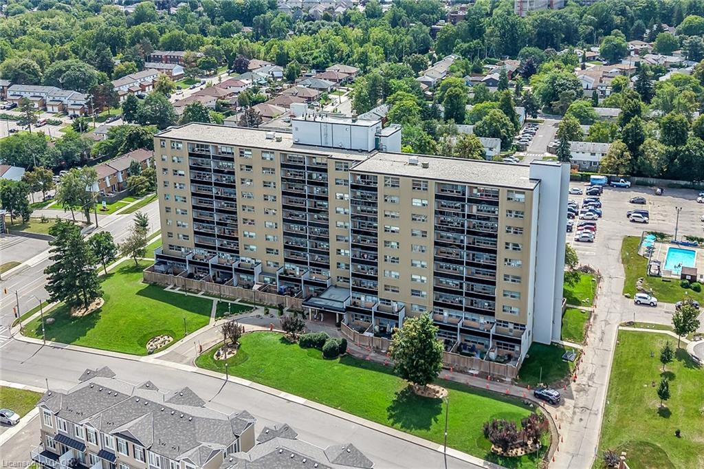 307-15 Albright Road, Hamilton, ON, L8K 5J2 - 2