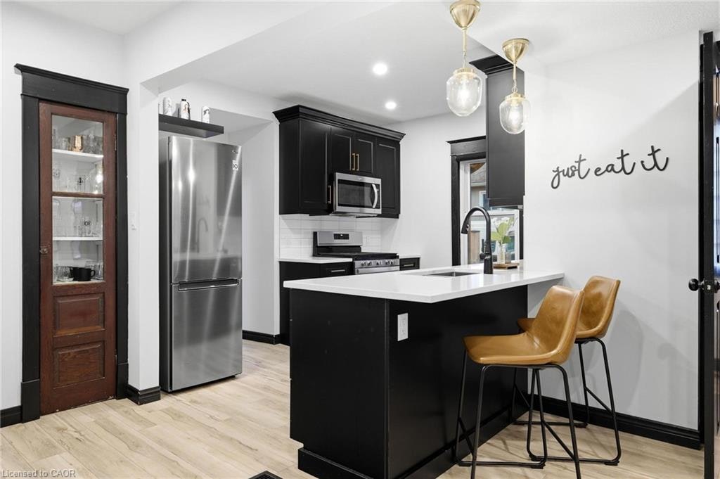 35 Arthur Street N, Woolwich, ON, N3B 1Z6