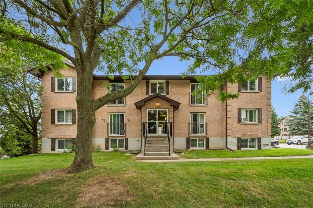 8-339 Northlake Drive