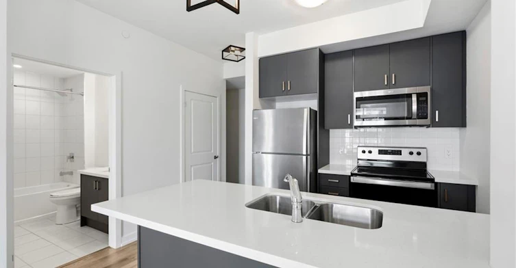 425-5055 Greenlane Road, Lincoln, ON, L3J 2J3 - 8
