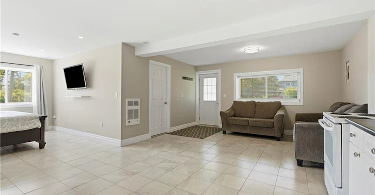 Lower-11404 Lakeshore Road, Wainfleet, ON, L3K 5V4 - 4