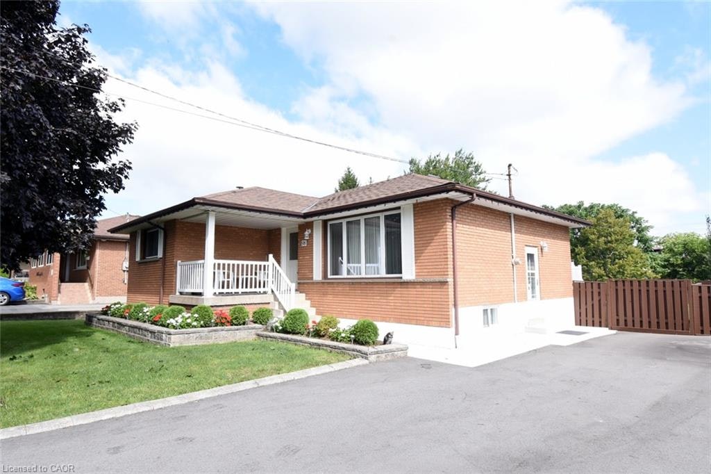 98 Kennedy Avenue, Hamilton, ON, L9B 1C7