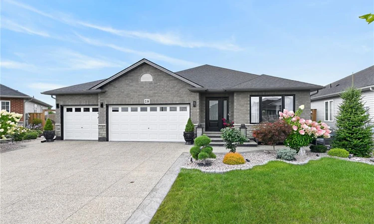 18 Linda Crescent