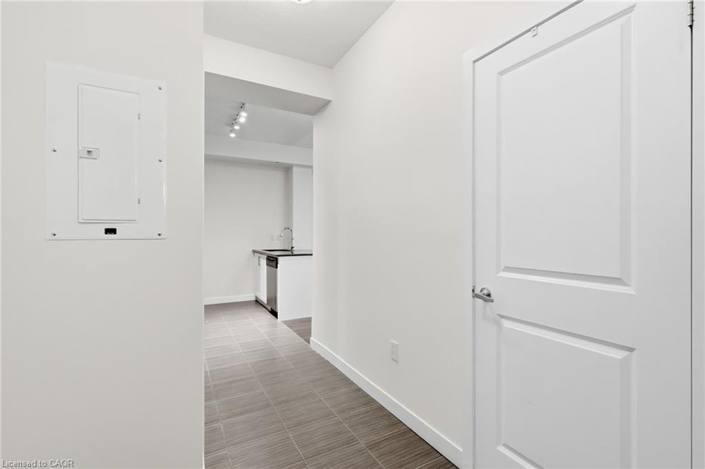 201-90 Charlton Avenue W, Hamilton, ON, L8P 0B4 - 5