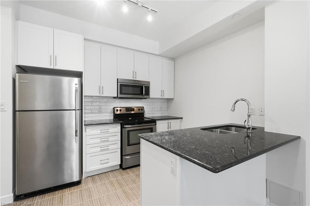 201-90 Charlton Avenue W, Hamilton, ON, L8P 0B4 - 7