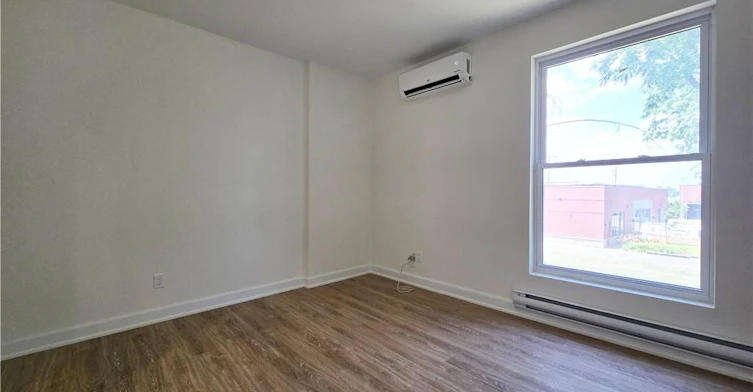 2-63 Main Street E, Grimsby, ON, L3M 1M7 - 8