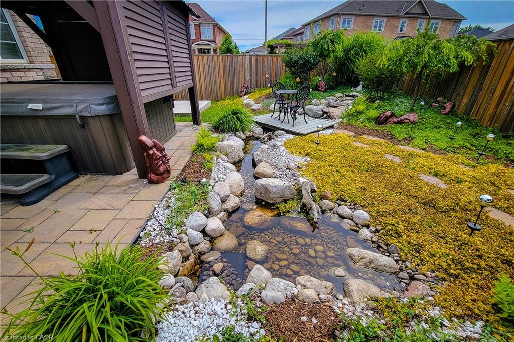 Main & Upper-97 Narbonne Crescent, Hamilton, ON, L8J 0J6 - 38