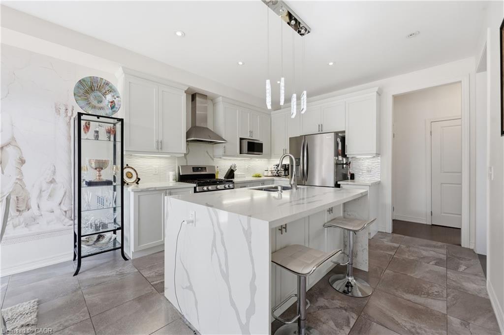 Main & Upper-97 Narbonne Crescent, Hamilton, ON, L8J 0J6 - 10