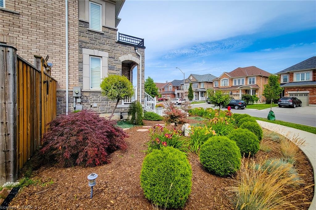 Main & Upper-97 Narbonne Crescent, Hamilton, ON, L8J 0J6 - 29