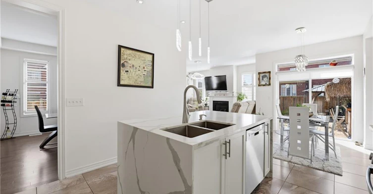 Main & Upper-97 Narbonne Crescent, Hamilton, ON, L8J 0J6 - 7