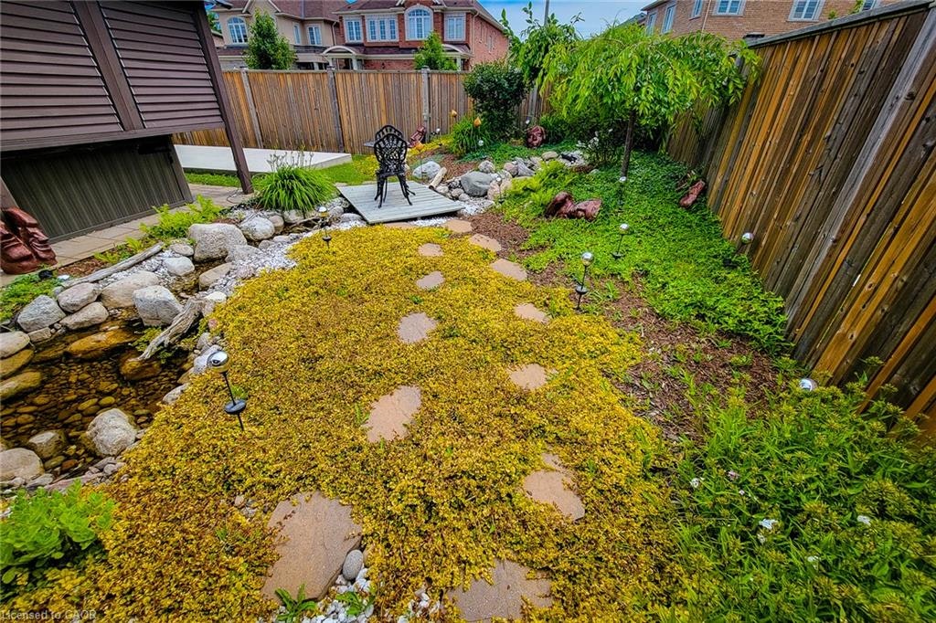 Main & Upper-97 Narbonne Crescent, Hamilton, ON, L8J 0J6 - 39