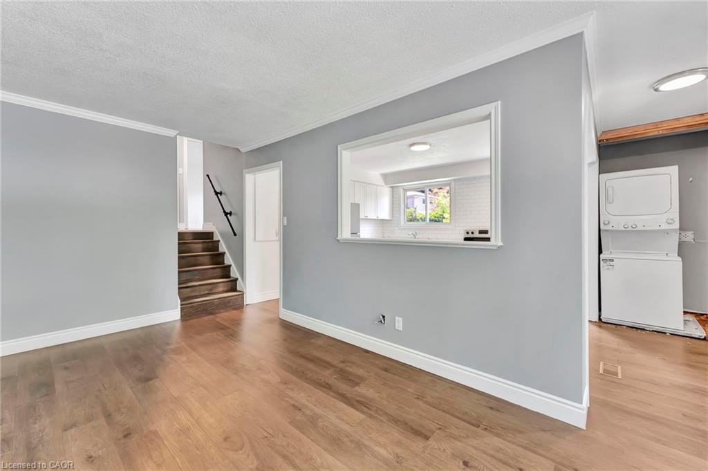 1-7 Hillside Drive, Kitchener, ON, N2E 1R1 - 3