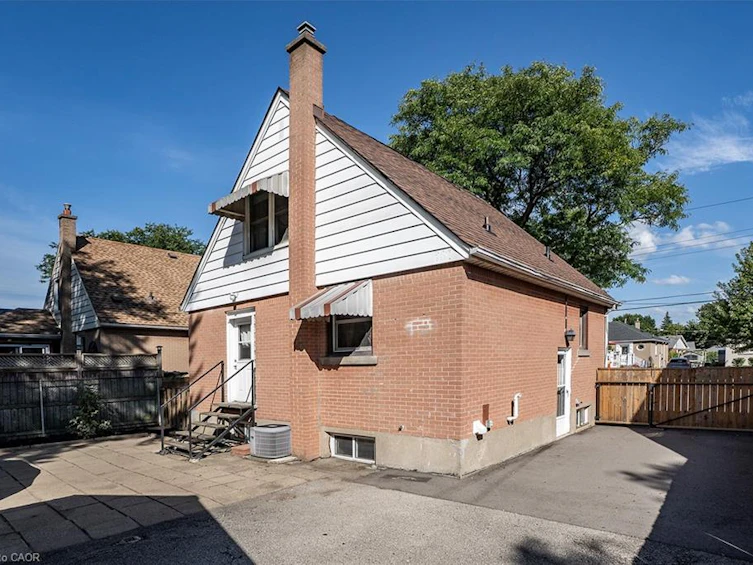 274 East 38th Street, Hamilton, ON, L8V 4G3 - 18