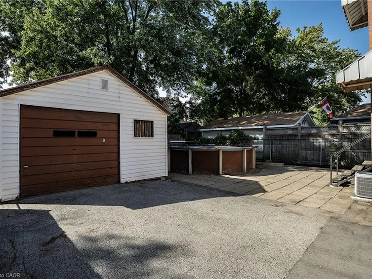 274 East 38th Street, Hamilton, ON, L8V 4G3 - 17