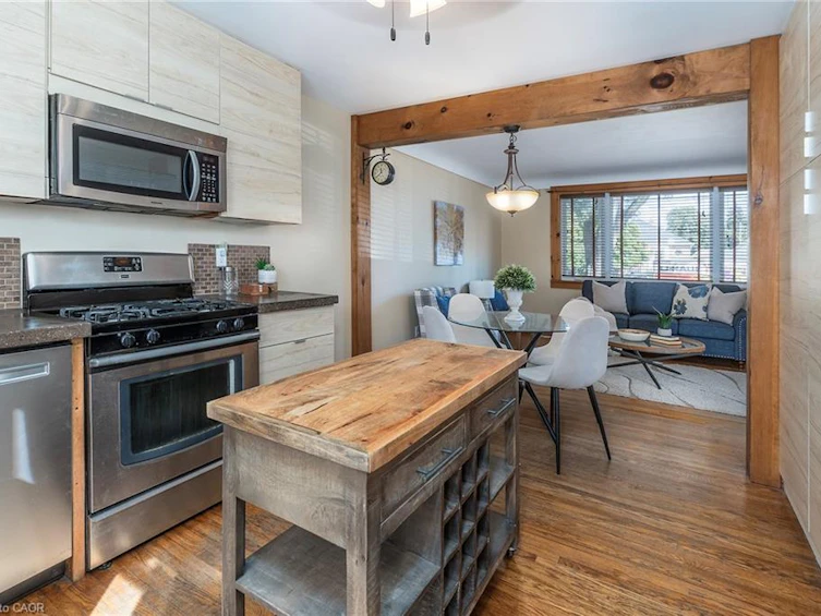 274 East 38th Street, Hamilton, ON, L8V 4G3 - 8