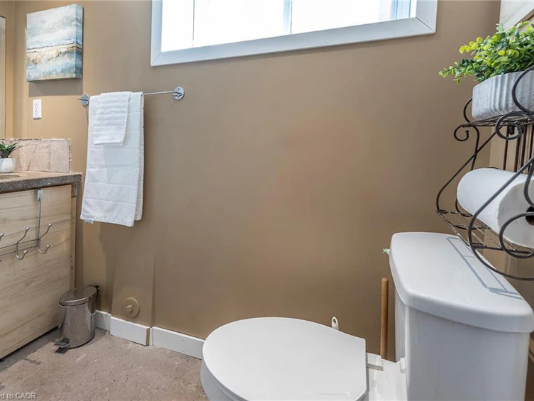 274 East 38th Street, Hamilton, ON, L8V 4G3 - 15