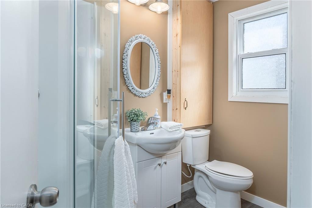 274 East 38th Street, Hamilton, ON, L8V 4G3 - 10