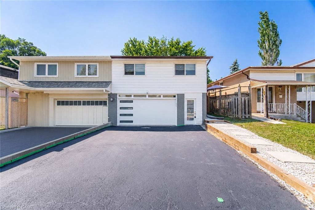 2599 Lundene Road, Mississauga, ON, L5J 3Y8