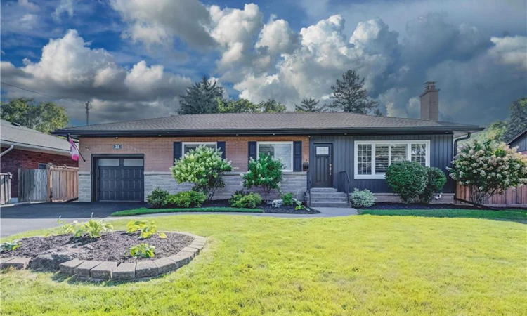 21 Loma Drive