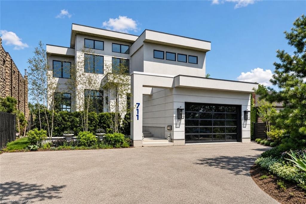 711 Beach Boulevard, Hamilton, ON, L8H 6Y5