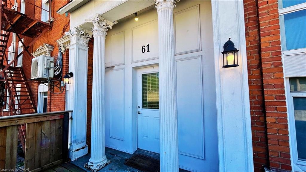 61 Hurst Place S, Hamilton, ON, L8P 3E6 - 2