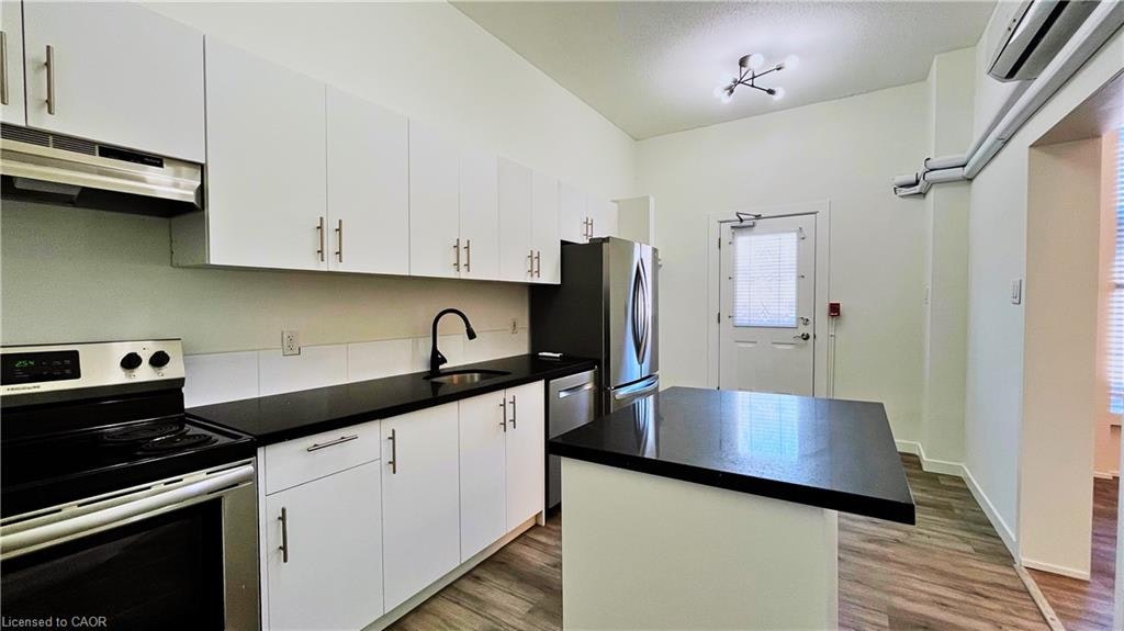 61 Hurst Place S, Hamilton, ON, L8P 3E6 - 4