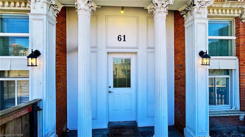 61 Hurst Place S, Hamilton, ON, L8P 3E6