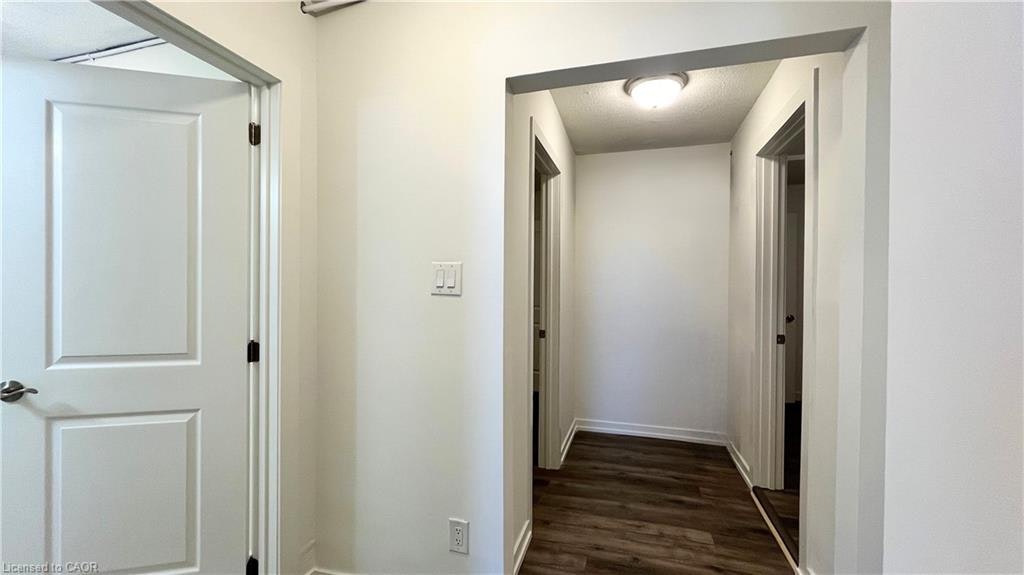 61 Hurst Place S, Hamilton, ON, L8P 3E6 - 11