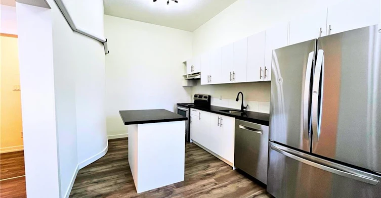 61 Hurst Place S, Hamilton, ON, L8P 3E6 - 3