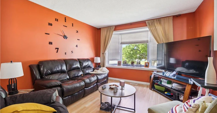 Upper-203 Commercial Street, Welland, ON, L3B 5Z5 - 7
