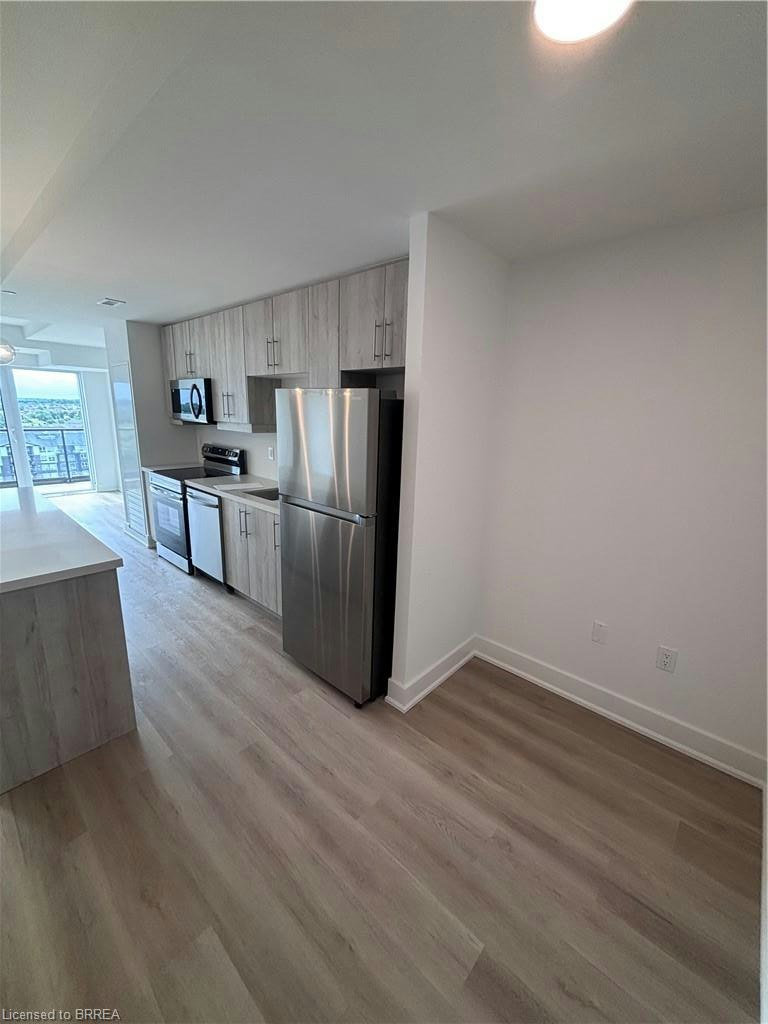 1002-575 Conklin Road, Brantford, ON, N3T 5L5 - 2