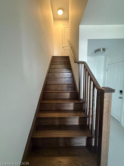 5128 Vetere Street, Mississauga, ON, L5M 2S8 - 6