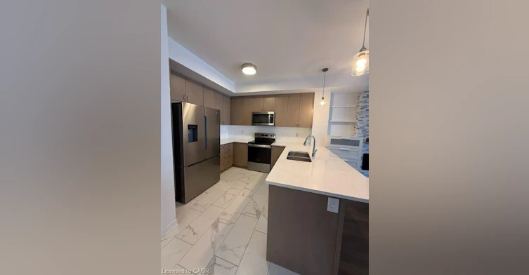 5128 Vetere Street, Mississauga, ON, L5M 2S8 - 9
