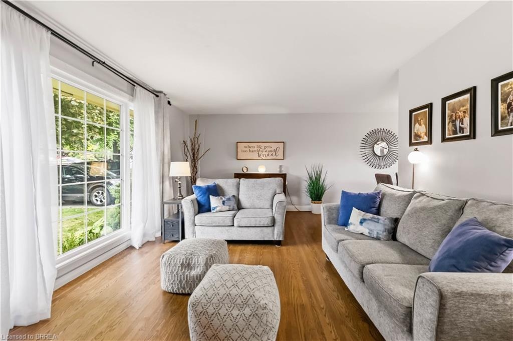 1-7 Crestwood Drive, Cambridge, ON, N1S 3N8 - 11