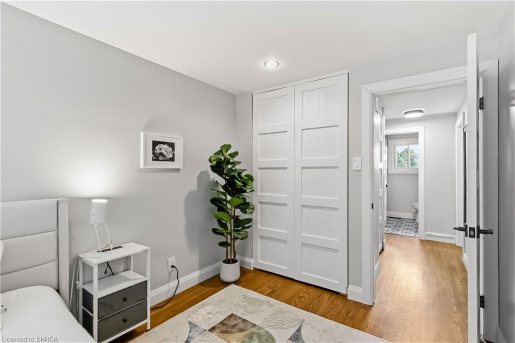 1-7 Crestwood Drive, Cambridge, ON, N1S 3N8 - 26