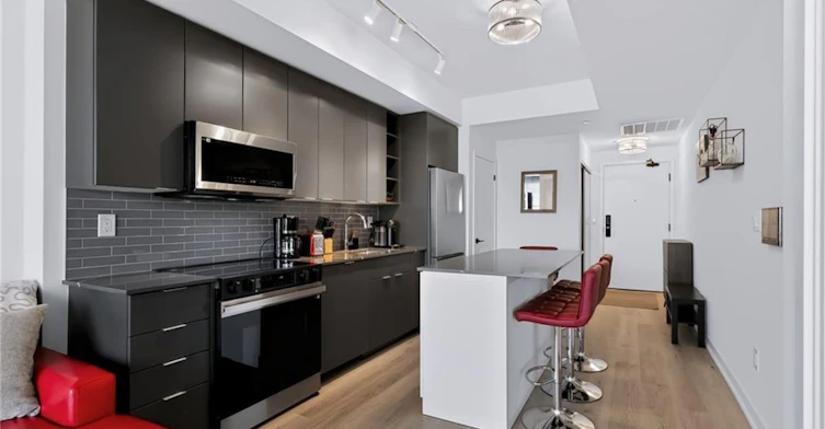 2110-2075 Lakeshore Road, Burlington, ON, L7R 0H3 - 10
