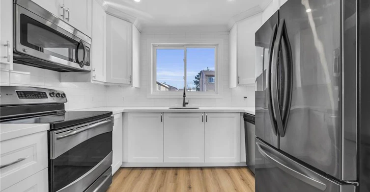 34-250 Magnolia Drive, Hamilton, ON, L9C 6M3 - 3