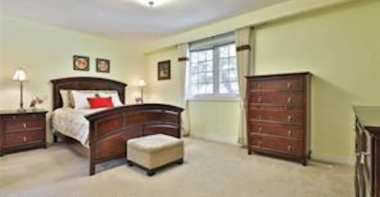 2100 Waycross Crescent, Mississauga, ON, L5K 1H9 - 22