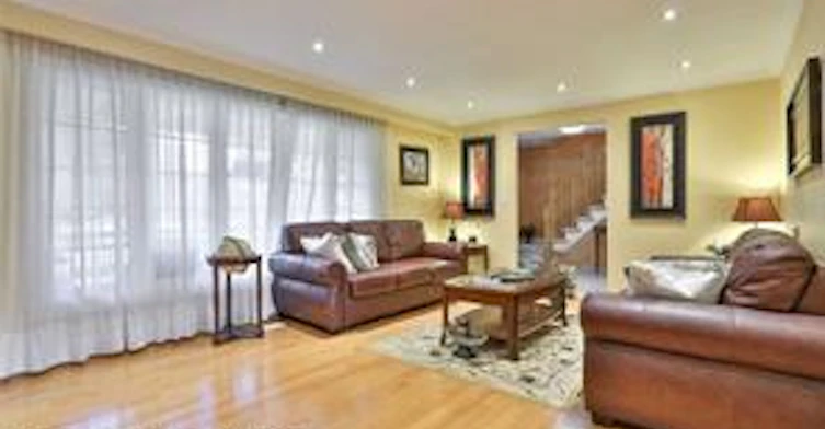 2100 Waycross Crescent, Mississauga, ON, L5K 1H9 - 6