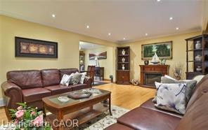 2100 Waycross Crescent, Mississauga, ON, L5K 1H9 - 8