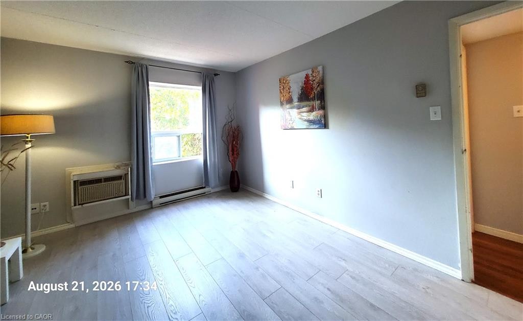 306-384 Erb Street W, Waterloo, ON, N2L 1W6 - 38