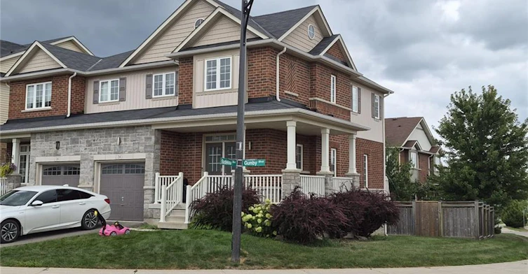 24 Gunby Boulevard, Hamilton, ON, L8B 0T2 - 2
